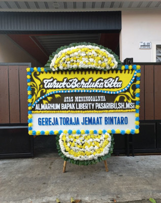 Papan Bunga Duka di Pejaten Timur